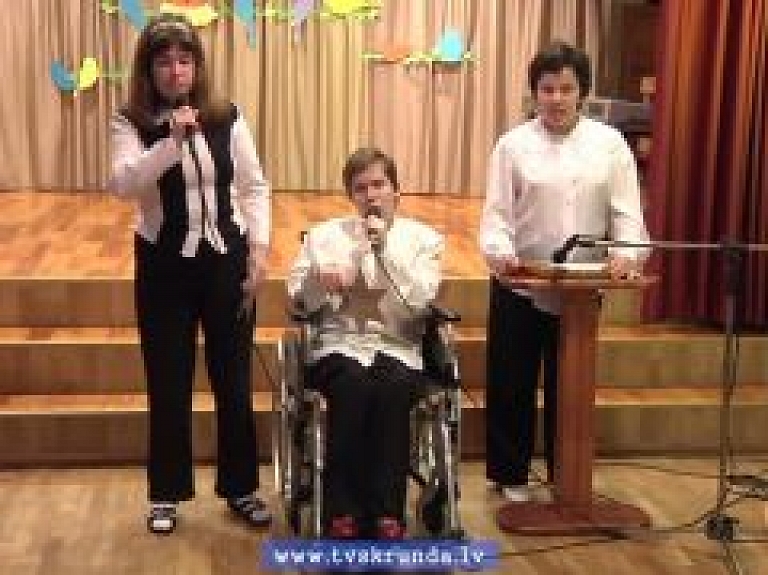 Skrundas TV: Festivāls "Saules Stariņi" Pelčos