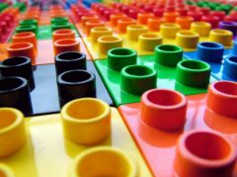 Siguldā notiks Latvijas skolēnu lego robotikas sacensības