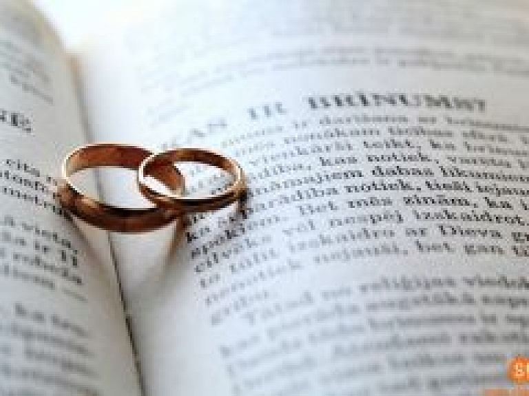 Siguldas katoļu draudze aicina pieteikties uz Laulāto kursu