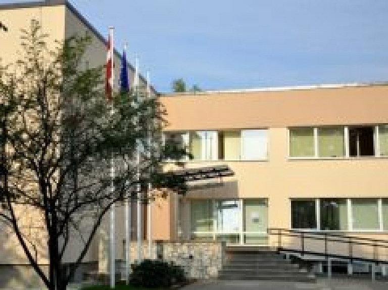 Carnikavas novadā nojauks patvaļīgi uzbūvētas būves kāpu aizsargjoslā