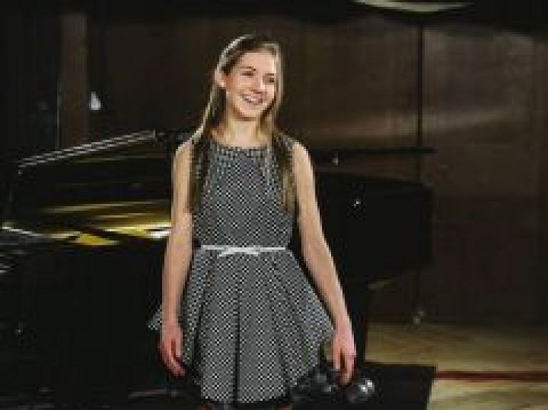 Carnikaviete Marta Balode piedalīsies LTV konkursā "Radīti mūzikai"