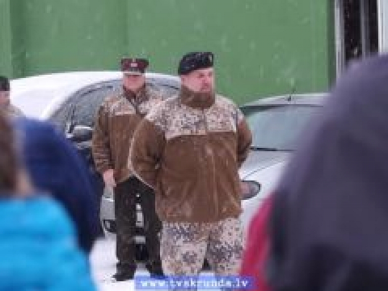 Skrundas TV: Karoga diena Skrundā
