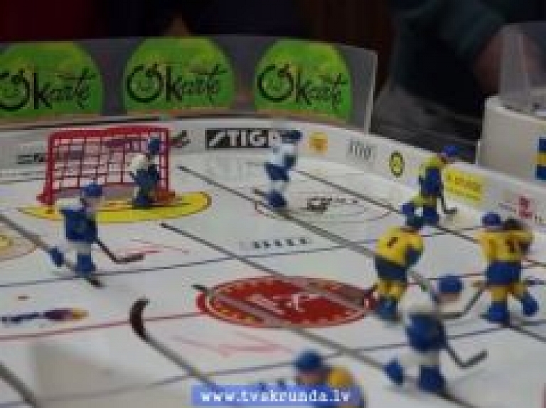Skrundas TV: Galda hokejs Skrundā