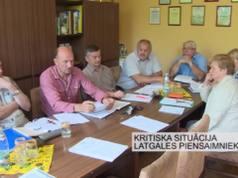 Latgales Reģionālā TV: Kritiska situācija Latgales piensaimniekiem