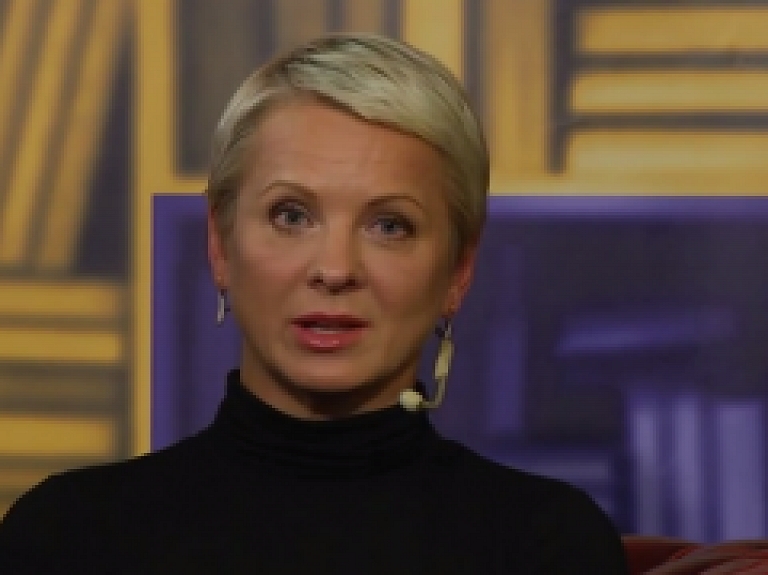 RīgaTV 24: Par traci ap Dziesmusvētkiem, aplokšņu algu un Gaismas pils restorāna nosaukumu