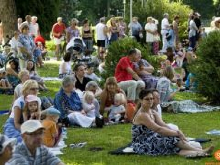 Svētdien notiks šīs vasaras pirmās Muzikālās brokastis
