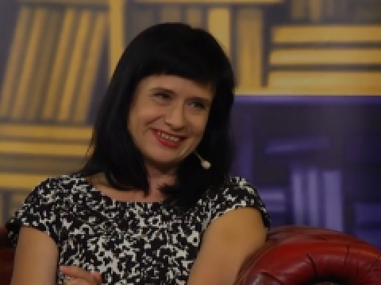 Riga TV24: Par terora aktiem pasaulē, zemessargu apmācībām, Jauno Vilni un latviešu valodas apguvi