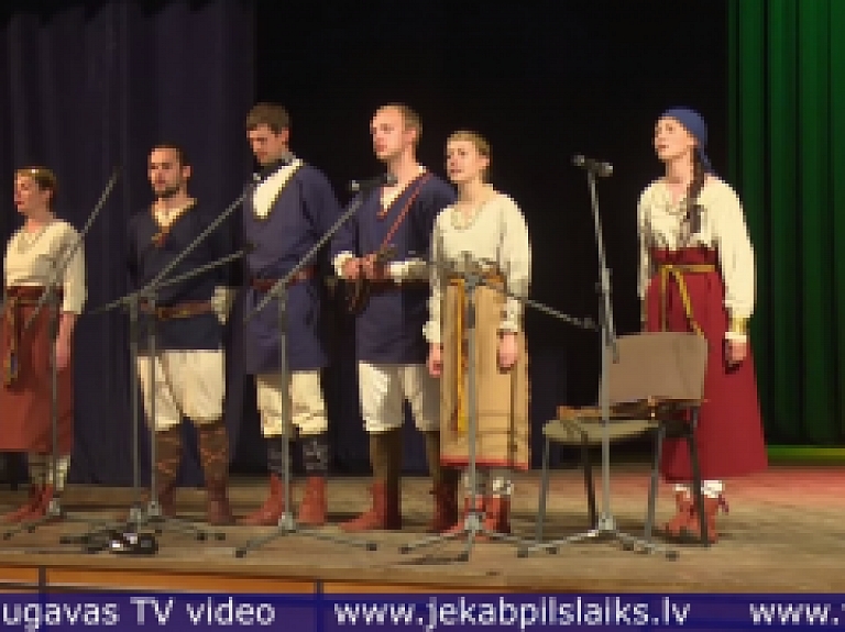Vidusdaugavas TV: Līvānos ieskandina folkloras festivālu "Baltica 2015"