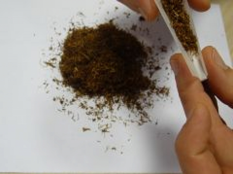 Nonāk slimnīcā pēc "spaisa" lietošanas