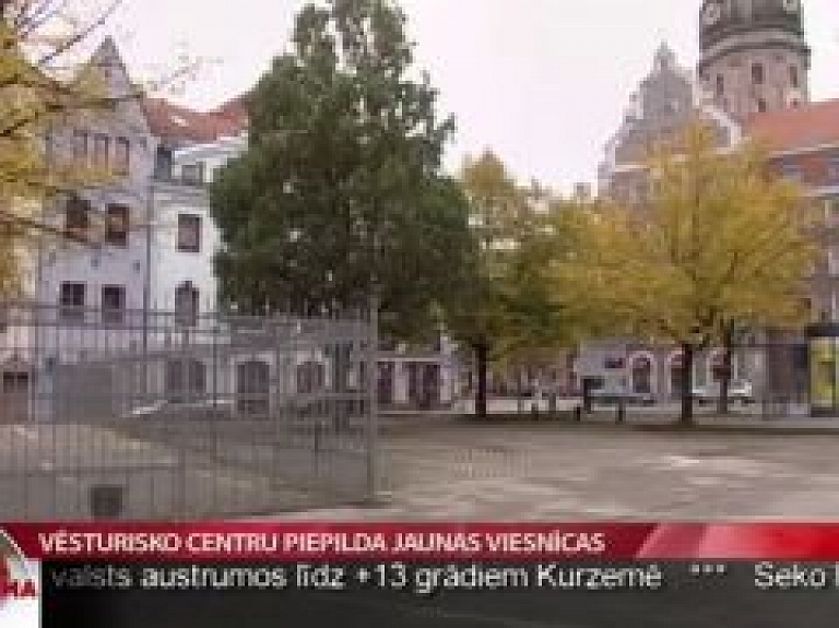 Rīgas vēsturisko centru piepilda jaunas viesnīcas