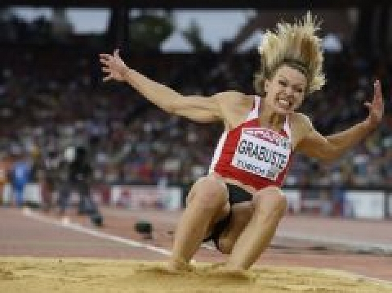 Rēzekniete Aiga Grabuste gūst uzvaru vieglatlētikas sacensībās Itālijā