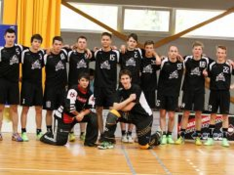 Atskats uz 7.Starptautisko turnīru florbolā "BorderCup 2014"