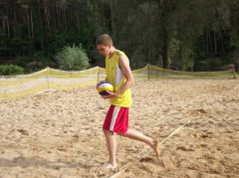Organizē pludmales volejbola čempionātu "Ērģeme Beach 2014"