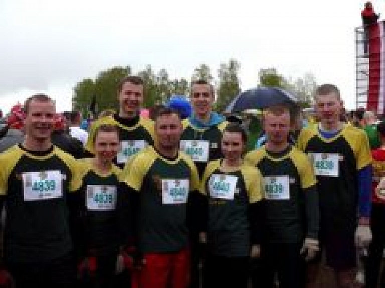 Valsts robežsardzes koledžas pārstāvji "Stipro skrējienā 2014"