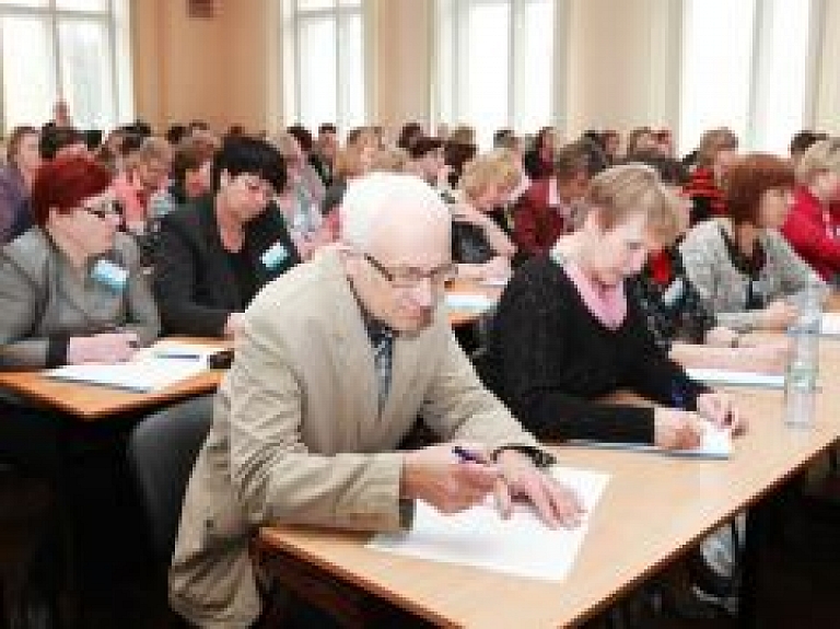 Diskutēs par darba efektivitāti skolās un to pārvaldē