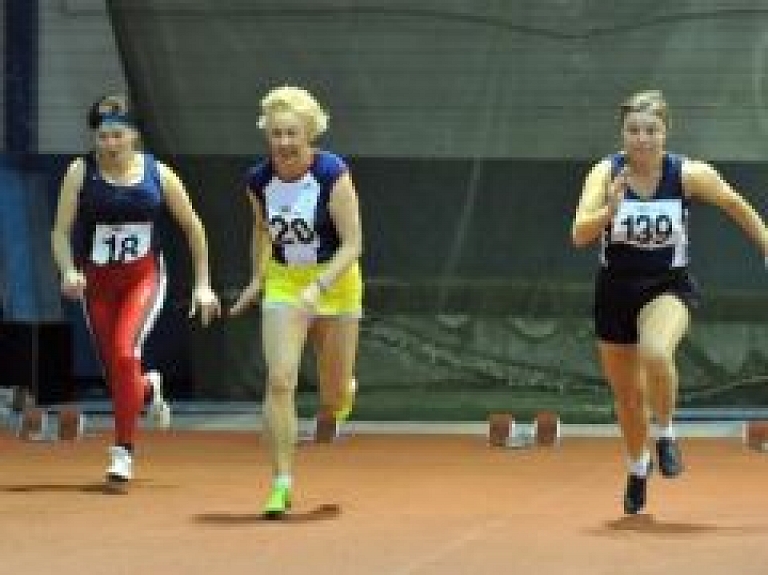 Ventspils seniori parāda veiklību vieglatlētikas sacensībās