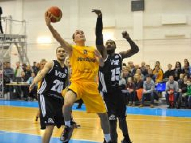 BK "Ventspils" sezonas pirmā tikšanās ar VEF Rīga