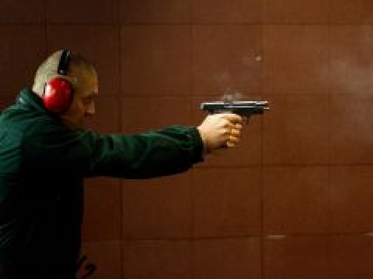 Rēzeknē sacensībās noteikti labākie Valsts robežsardzes šāvēji