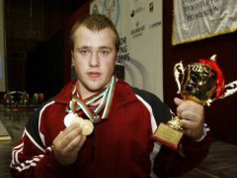 Artūrs Plēsnieks kļuvis par Eiropas čempionu
