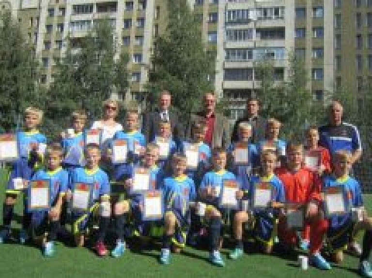 Novodevjatkinā valcēnieši izcīna uzvaru