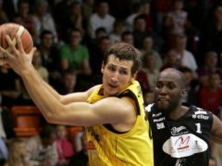 Zaķis pagarina līgumu ar BK "Ventspils"