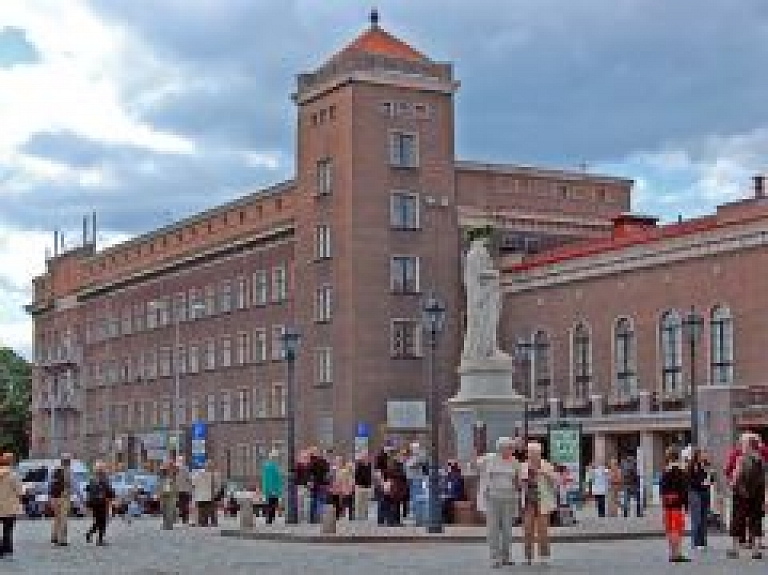 Uzņēmēji vervēs RTU studentus jau dokumentu iesniegšanas laikā