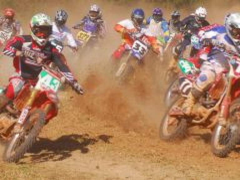 Ventspilnieks kļūst par Eiropas vicečempionu motokrosā