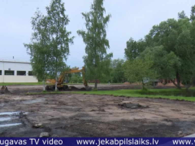 Vidusdaugavas TV: Aktīvi rit Jēkabpils 3.vidusskolas internāta, ēdnīcas un stadiona remonts