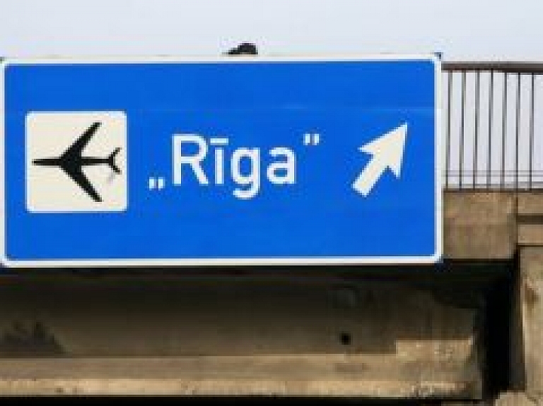 Ierobežota transporta kustība lidostas "Rīga" teritorijā