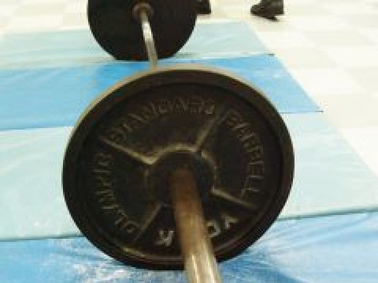 Svaru stieņa spiešanas kausā Rēzeknieši izcīna otro vietu