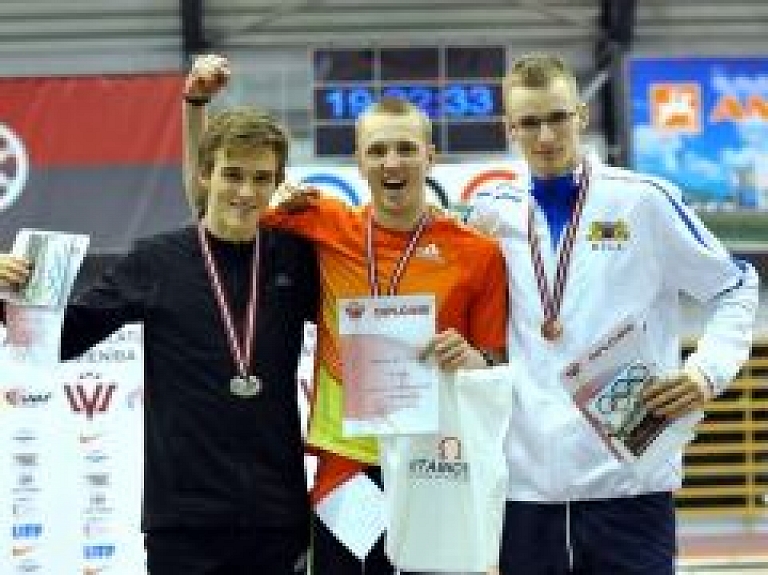 Rēzeknietis veiksmīgi startē Latvijas ziemas čempionātā vieglatlētikā