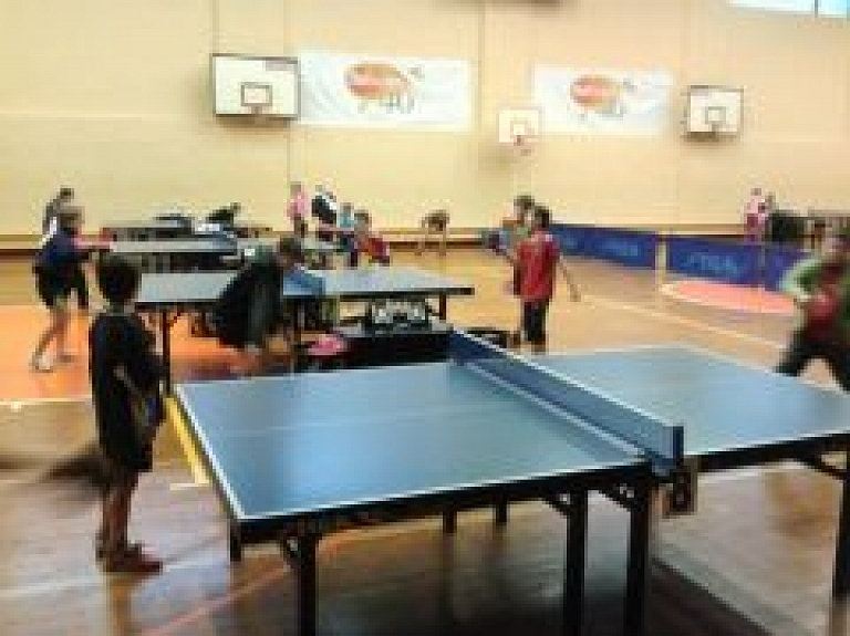 Rēzeknē aizvadīta skolēnu čempionāta galda tenisā 1.kārta