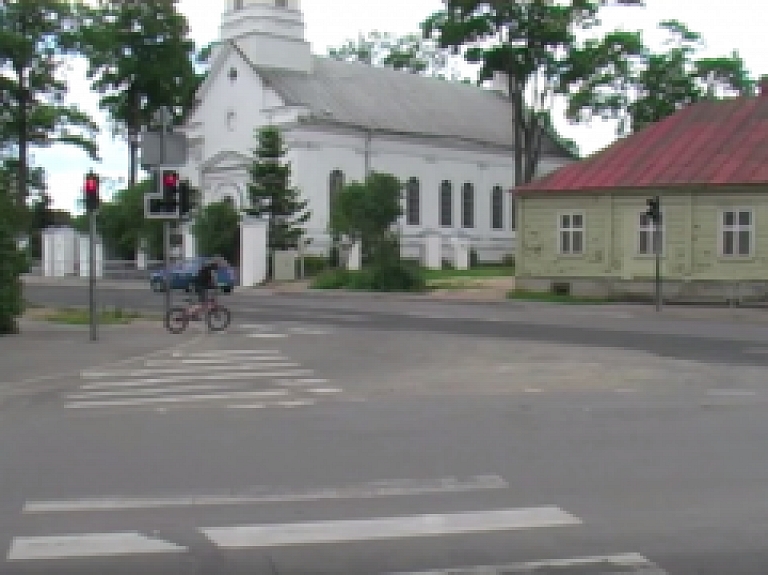 Vidusdaugavas TV: Pirms diviem gadiem nojauktā vēsturiskā ēka Jēkabpilī pārtaps "Sēļu sētas" apmeklētāju centrā
