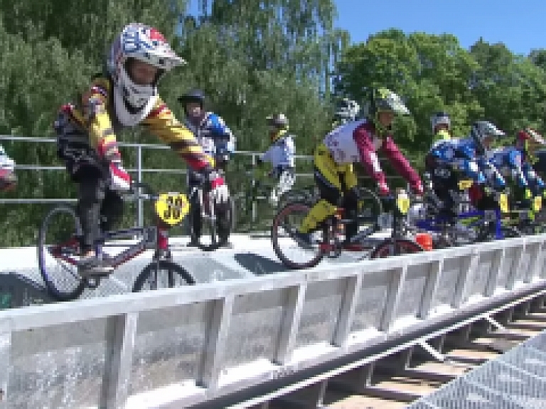 Latgales Reģionālā TV: Latvijas BMX kausa izcīņa Preiļos
