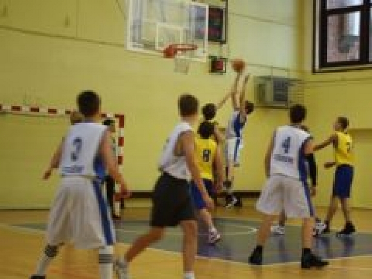 Rēzeknieši piedalās Latvijas Jaunatnes Basketbola čempionātā (galerija)