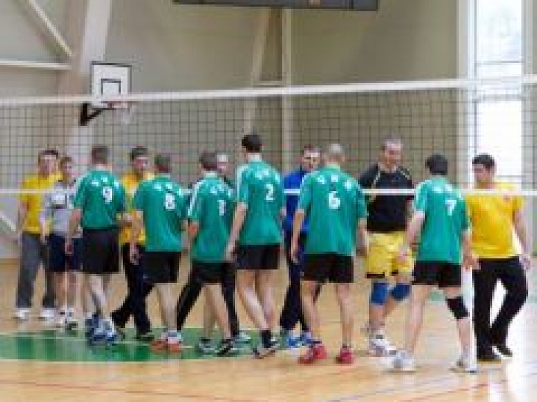 Aizvadītas Valsts robežsardzes spartakiādes sacensības volejbolā (galerija)