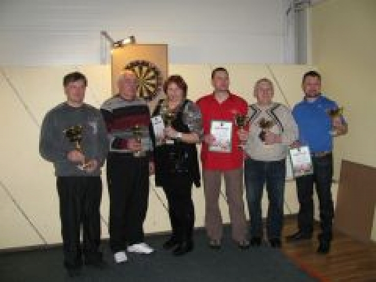 Rēzeknes novada čempiona tituls šautriņu mešanā Ilgvaram Gritānam (galerija)