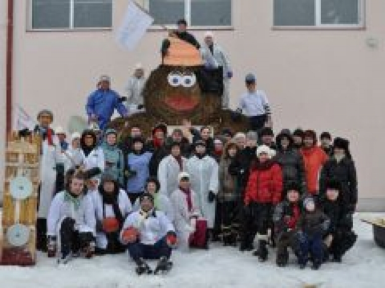 Noslēdzas Rēzeknes novada pašvaldības darbinieku Ziemas olimpiāde (galerija)