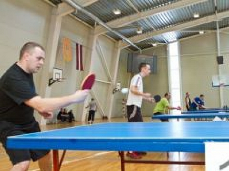 Rēzeknē Valsts robežsardzes spartakiādes sacensībās uzvar mājinieku komanda (galerija)