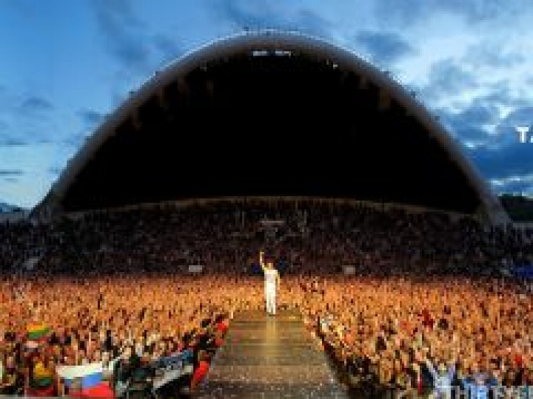 Šodien sāk pārdot biļetes uz "30 Seconds to Mars" Rīgas koncertu