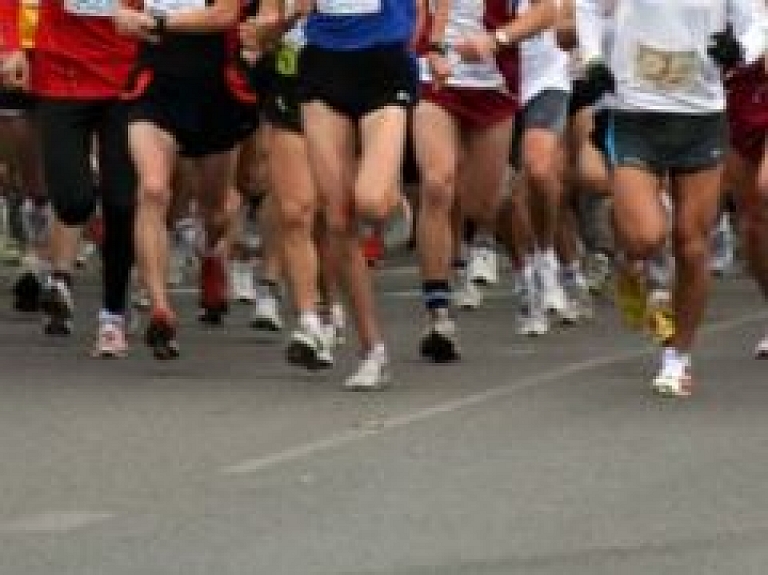 Šodien Reņķa dārzā programmas "Nāc un sporto!" ietvaros norisināsies sacensības skriešanā un nūjošanā