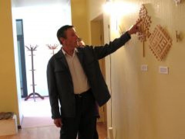 Latgales Kultūrvēstures muzejā skatāma latvju rakstu zīmju izstāde (galerija)