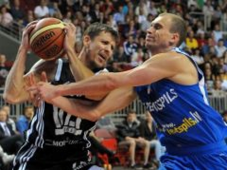 BK "Ventspils" piekāpjas VEF