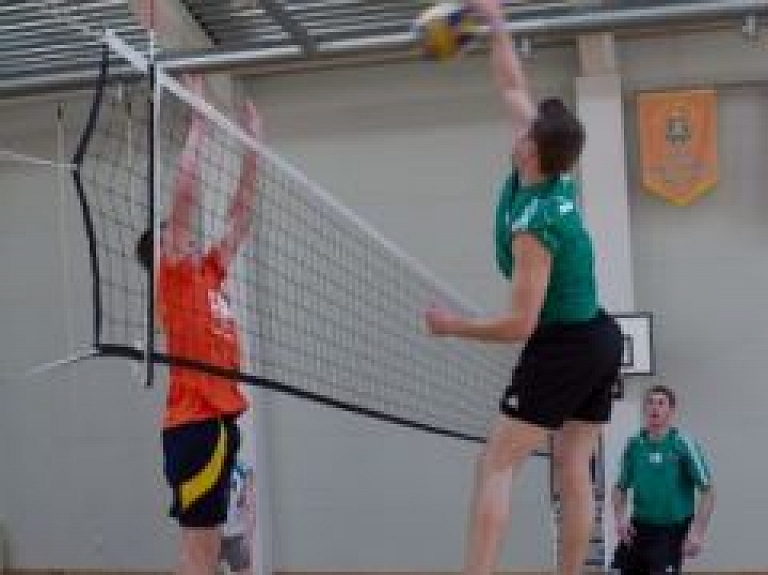 Valsts robežsardzes koledžas komanda uzvar Ludzas novada volejbola turnīrā