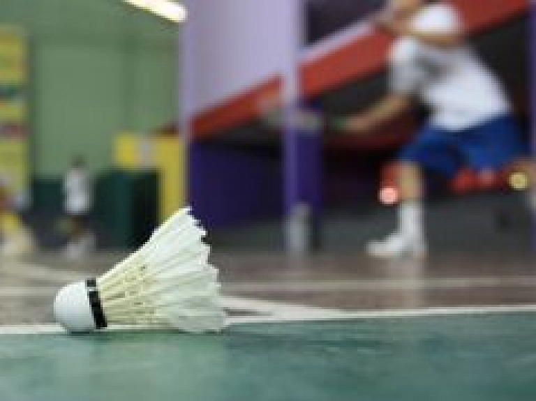 Šodien Valkā norit novada balvu izcīņa badmintonā un šautriņu mešanā