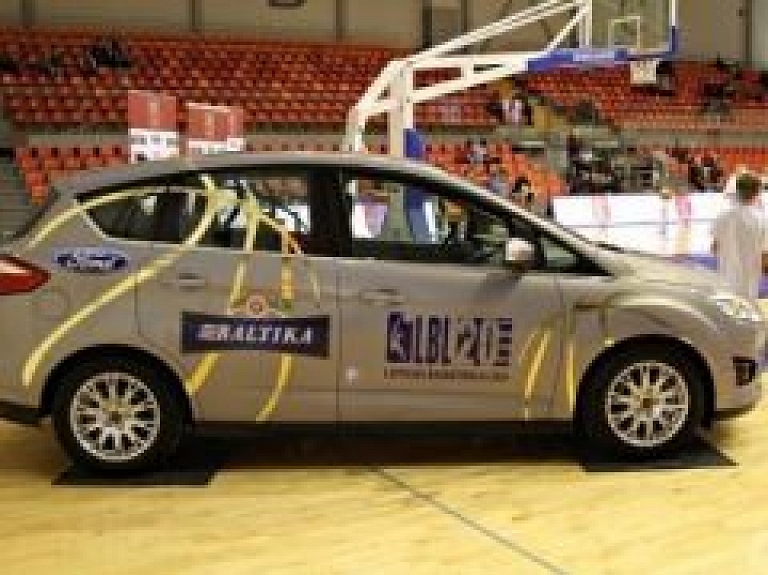 BK "Ventspils" spēles apmeklētājiem būs iespēja laimēt automašīnu (galerija)