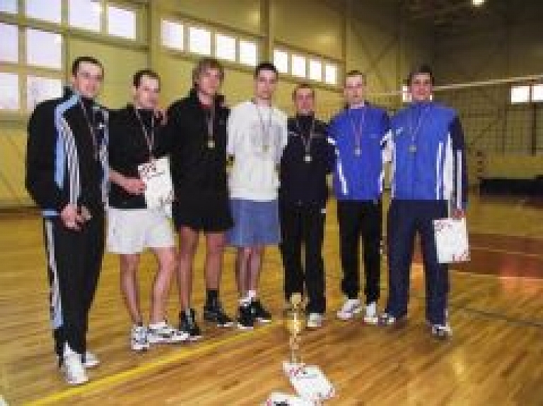 Rēzeknes novada čempionātā volejbolā vīriešiem uzvar "LDK Nagļi" (galerija)