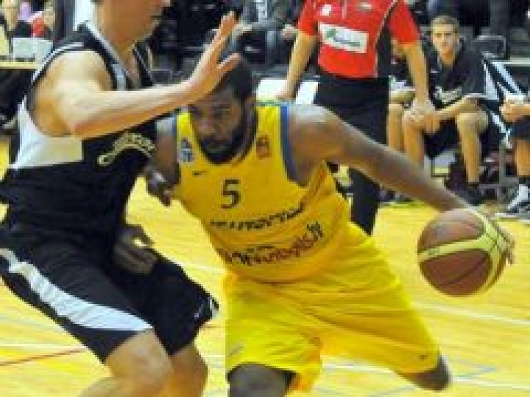 Šovakar pie BK "Ventspils" viesojas Štelmahers un "Perlas"