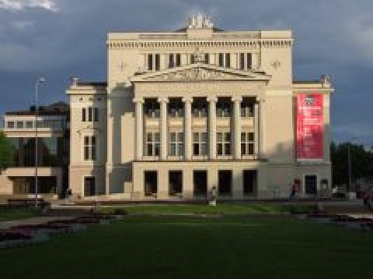 Oktobrī Latvijas Nacionālā opera piedāvā dažādus pasākumus