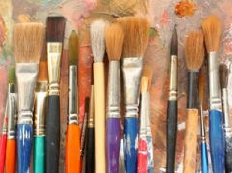 Izstāžu namā Jansonu ģimenes izstāde "Mēs esam cirkū"